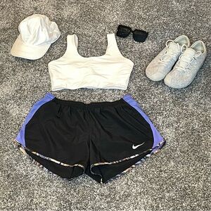 Nike Tempo Dri-Fit Black & Periwinkle Mid-Rise 3" Brief-lined Running Shorts L